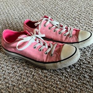 Converse pink all star Chuck Taylor size 7m 9w